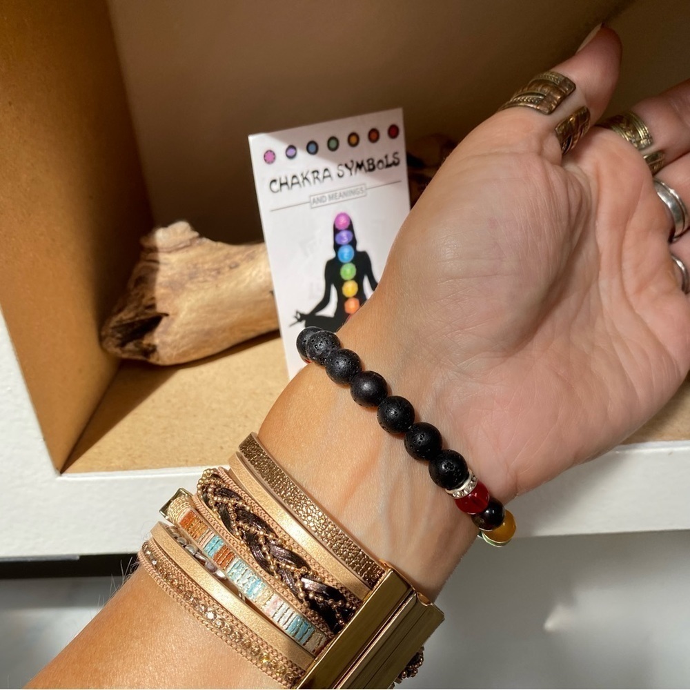 🌙AROMATHERAPY oil diffuser bracelet w CHAKRA boho/zen meditation vibe - Picture 8 of 9